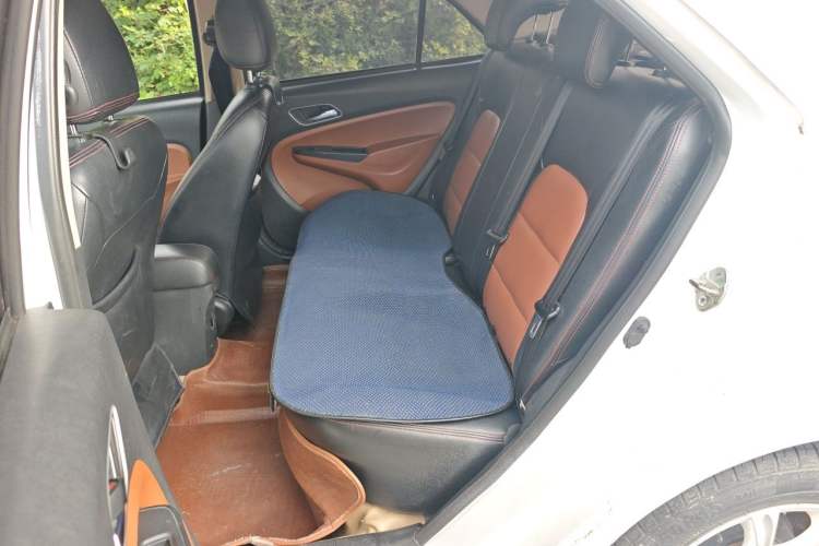 Used Geely Auto Diamond 2016 1.5L Manual Elite Edition Left Rear Seat