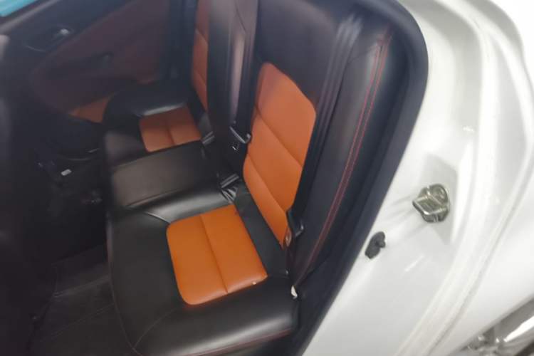 Used Geely Auto Diamond 2016 1.5L Manual Elite Edition Left Rear Seat