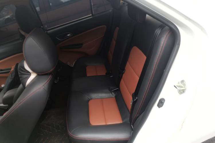 Used Geely Auto Diamond 2016 1.5L Manual Elite Edition Left Rear Seat