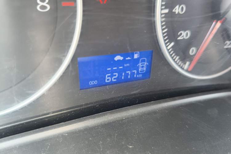 Used Geely Auto Diamond 2016 1.5L Manual Elite Edition Odometer Close Up