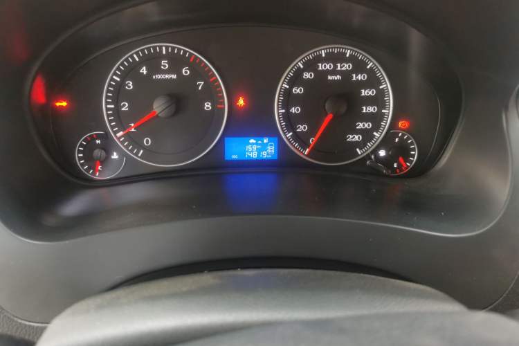 Used Geely Auto Diamond 2016 1.5L Manual Entry-Level Trim Odometer Close Up