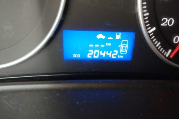 Used Geely Auto Diamond 2016 1.5L Manual Elite Edition Odometer Close Up