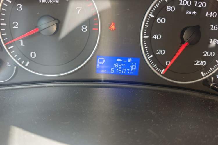 Used Geely Auto Diamond 2016 1.5L Automatic Luxury Version Odometer Close Up