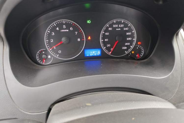 Used Geely Auto Diamond 2016 1.5L Manual Elite Edition Odometer Close Up