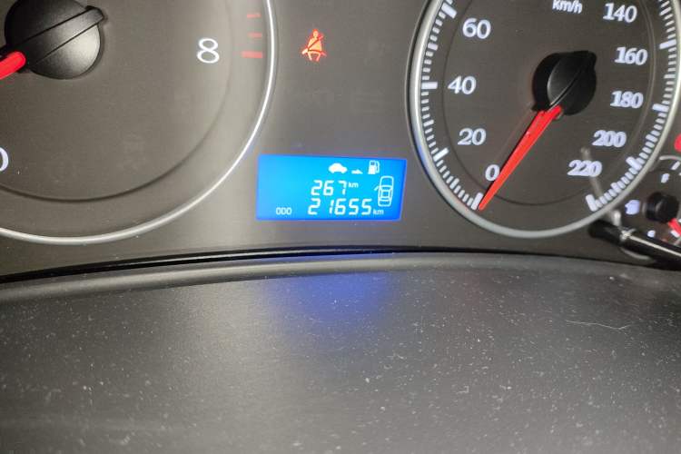 Used Geely Auto Diamond 2016 1.5L Manual Elite Edition Odometer Close Up