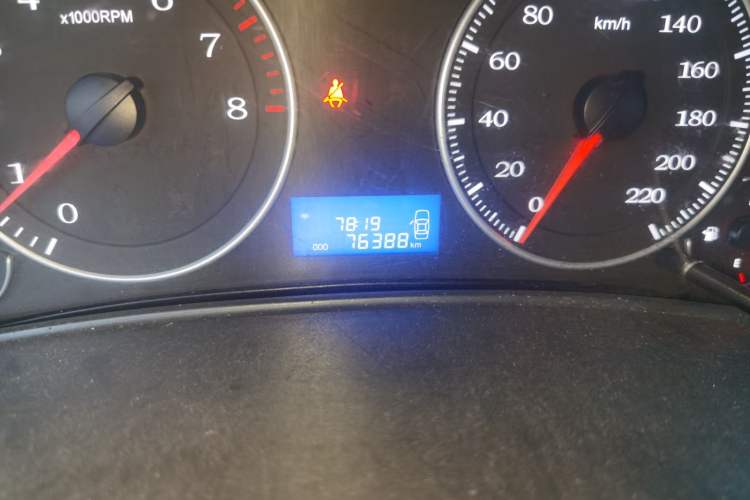 Used Geely Auto Diamond 2016 1.5L Manual Elite Edition Odometer Close Up