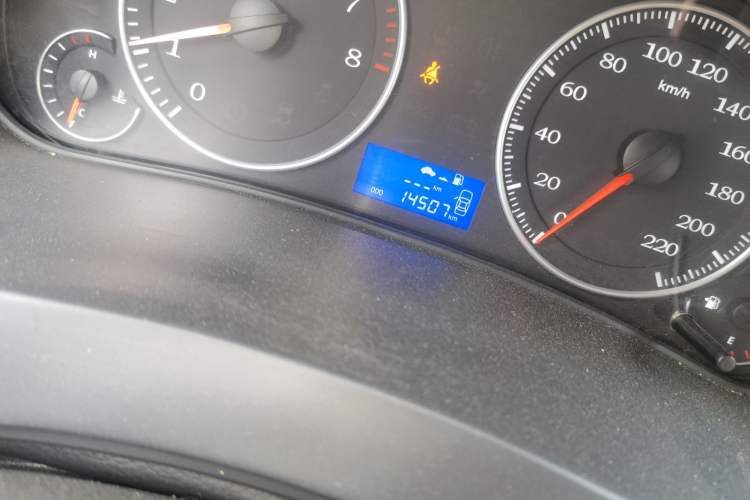 Used Geely Auto Diamond 2016 1.5L Manual Elite Version China IV Standard Odometer Close Up