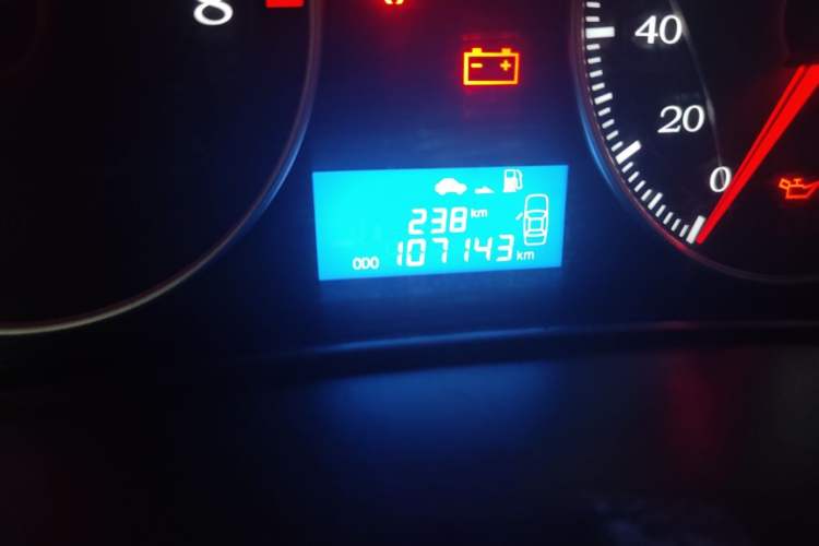 Used Geely Auto Diamond 2016 1.5L Manual Entry-Level Trim Odometer Close Up