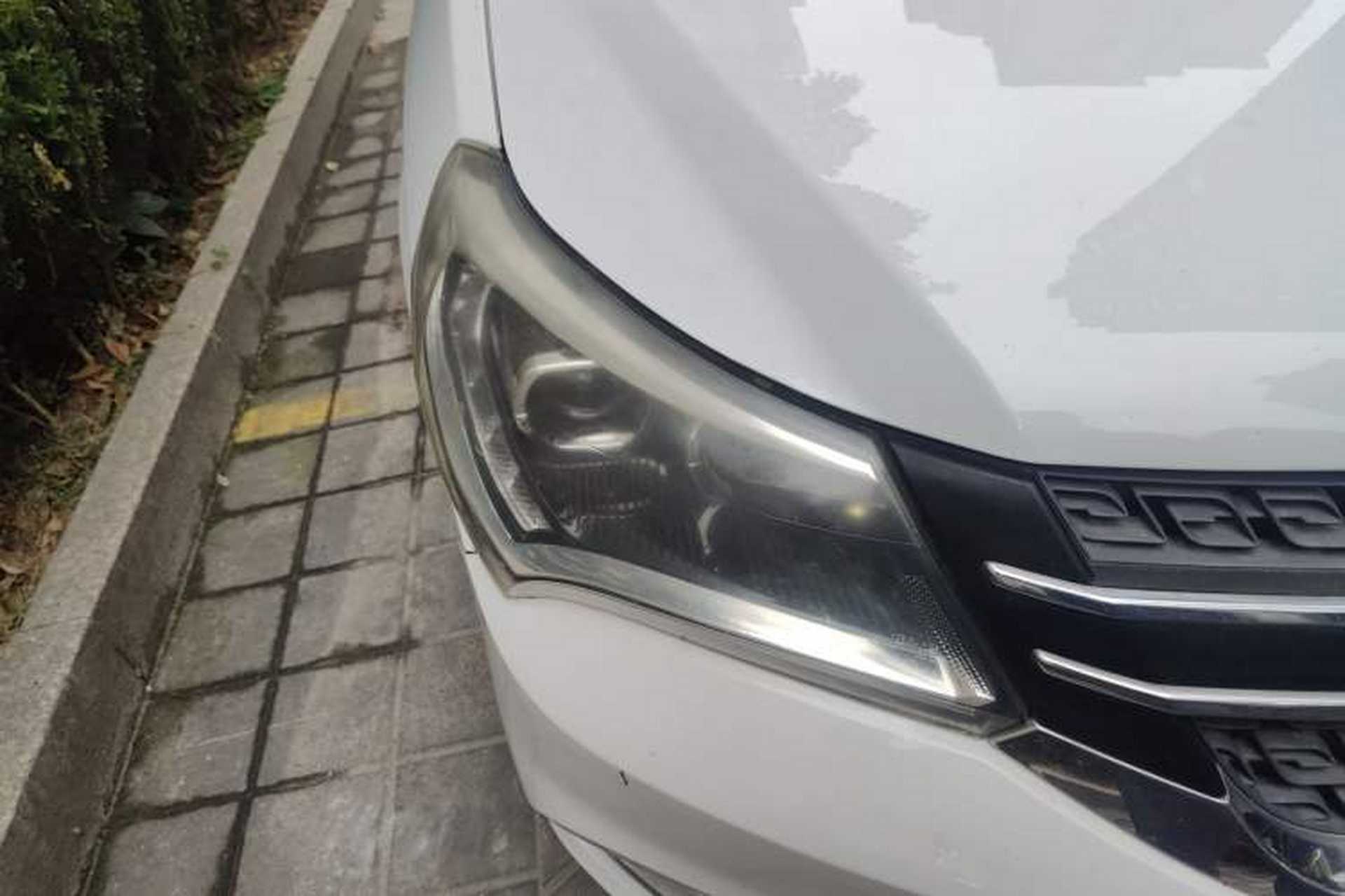 Used Geely Auto Diamond 2016 1.5L Automatic Luxury Version Right Front Headlight