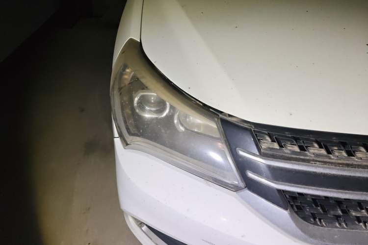 Used Geely Auto Diamond 2016 1.5L Manual Elite Edition Right Front Headlight