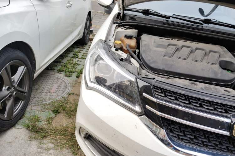 Used Geely Auto Diamond 2016 1.5L Manual Elite Edition Right Front Headlight