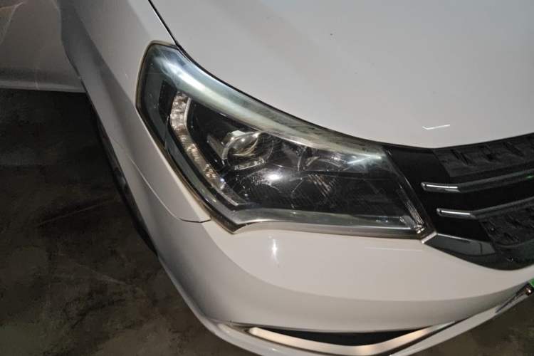 Used Geely Auto Diamond 2016 1.5L Manual Entry-Level Trim Right Front Headlight