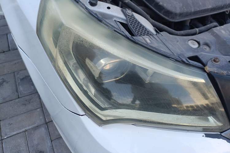 Used Geely Auto Diamond 2016 1.5L Manual Elite Edition Right Front Headlight