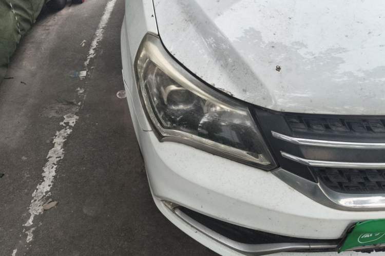 Used Geely Auto Diamond 2016 1.5L Manual Elite Edition Right Front Headlight