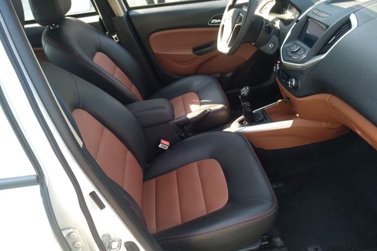 Used Geely Auto Diamond 2016 1.5L Manual Elite Edition Right Front Seat