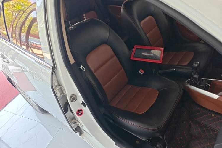 Used Geely Auto Diamond 2016 1.5L Manual Elite Edition Right Front Seat