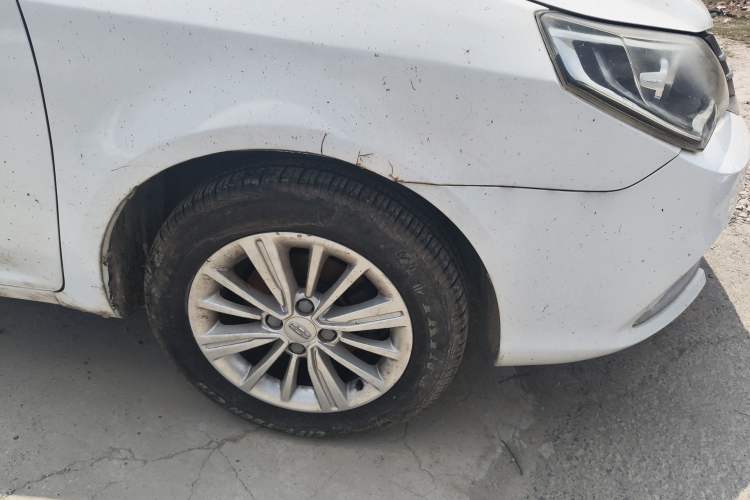 Used Geely Auto Diamond 2016 1.5L Manual Elite Edition Right Front Wheel Hub