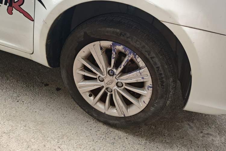 Used Geely Auto Diamond 2016 1.5L Manual Elite Edition Right Front Wheel Hub