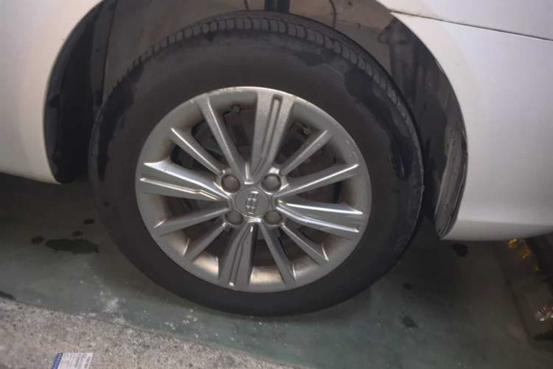 Used Geely Auto Diamond 2016 1.5L Manual Elite Edition Right Front Wheel Hub