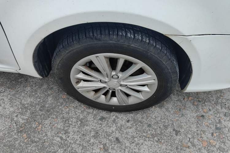 Used Geely Auto Diamond 2016 1.5L Automatic Luxury Version Right Front Wheel Hub