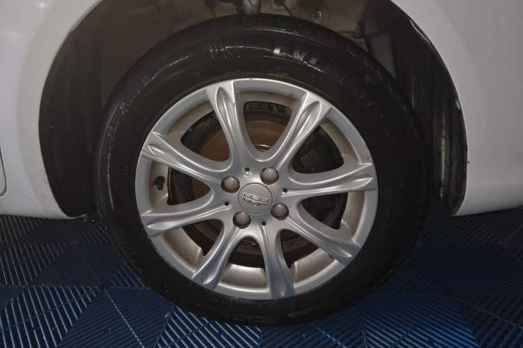 Used Geely Auto Diamond 2016 1.5L Manual Entry-Level Trim Right Front Wheel Hub