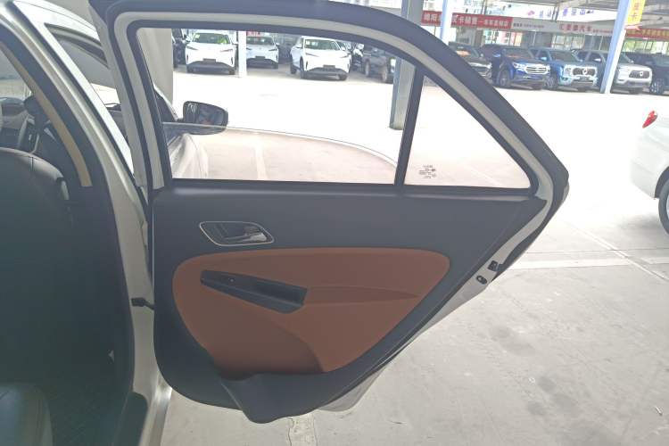 Used Geely Auto Diamond 2016 1.5L Manual Elite Edition Right Rear Door Interior