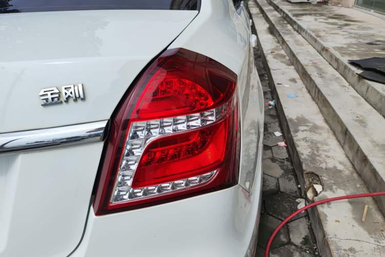 Used Geely Auto Diamond 2016 1.5L Manual Elite Edition Right Rear Taillight