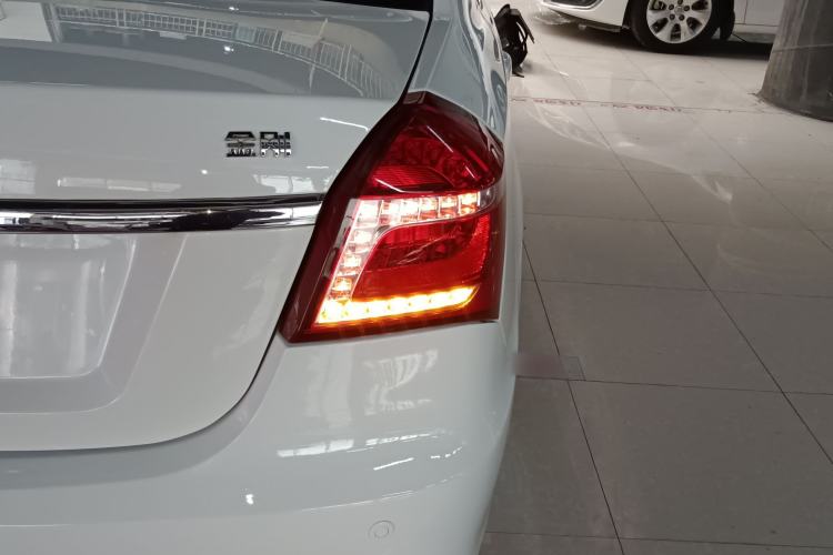Used Geely Auto Diamond 2016 1.5L Manual Elite Version China IV Standard Right Rear Taillight