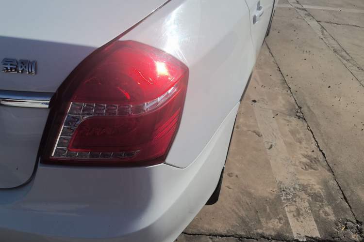 Used Geely Auto Diamond 2016 1.5L Manual Entry-Level Trim Right Rear Taillight