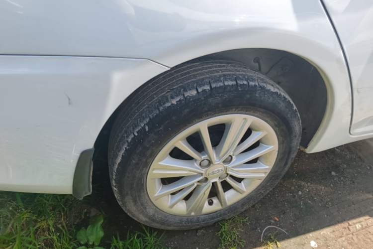 Used Geely Auto Diamond 2016 1.5L Manual Elite Edition Right Rear Wheel Hub