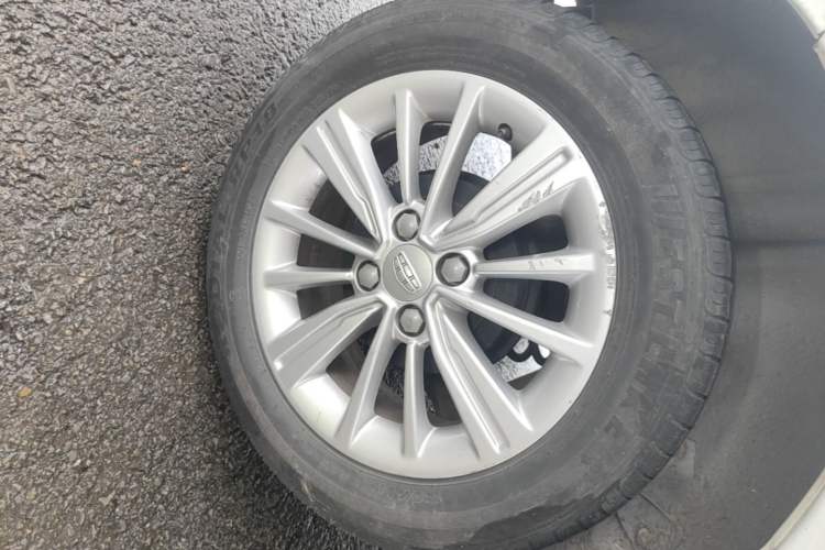 Used Geely Auto Diamond 2016 1.5L Manual Elite Edition Right Rear Wheel Hub