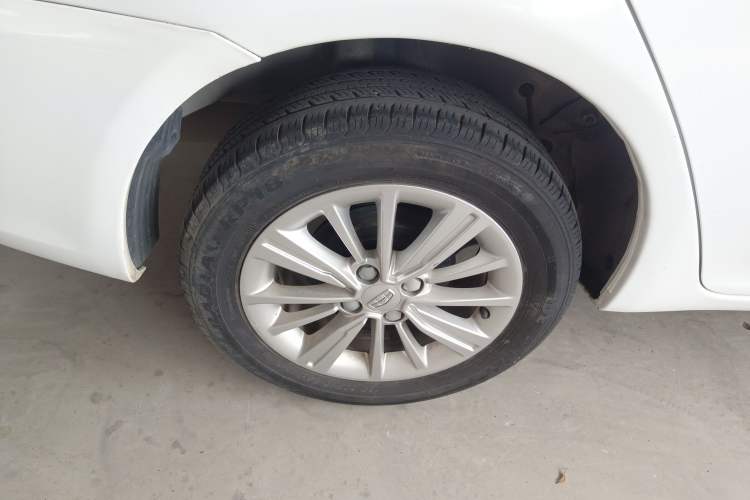 Used Geely Auto Diamond 2016 1.5L Manual Elite Edition Right Rear Wheel Hub