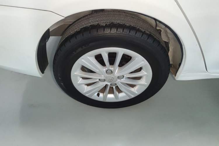Used Geely Auto Diamond 2016 1.5L Manual Entry-Level Trim Right Rear Wheel Hub
