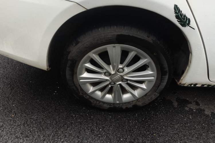 Used Geely Auto Diamond 2016 1.5L Manual Elite Edition Right Rear Wheel Hub