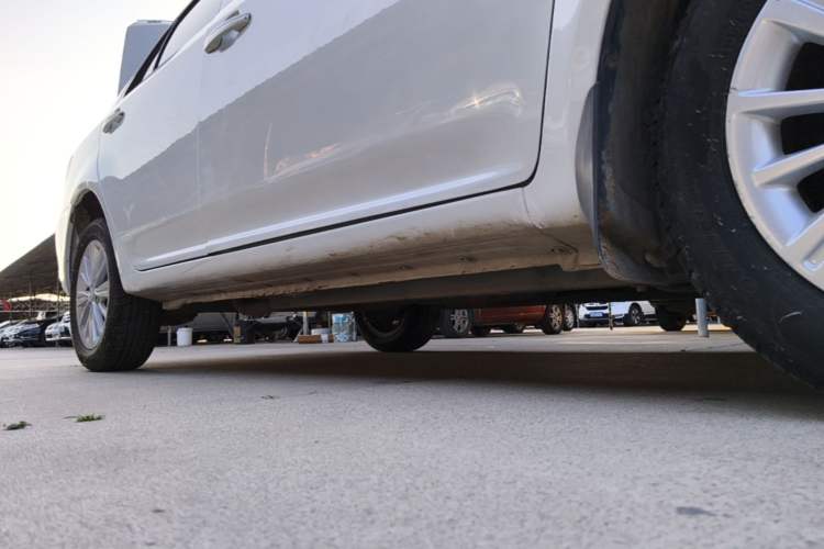Used Geely Auto Diamond 2016 1.5L Manual Elite Edition Right Side Sill