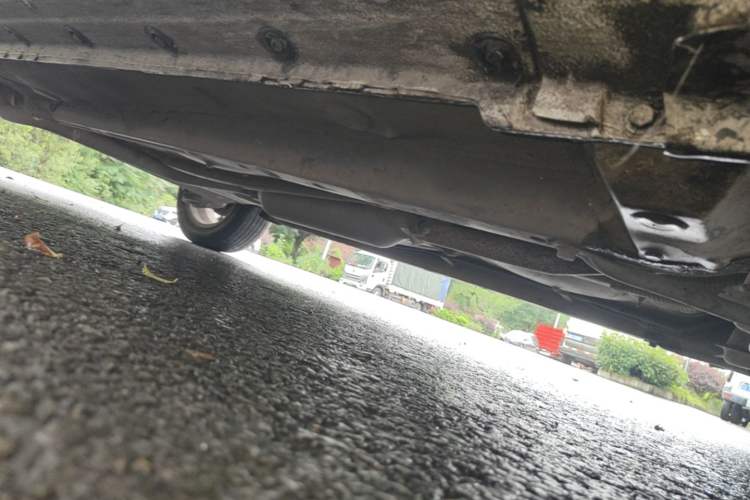 Used Geely Auto Diamond 2016 1.5L Manual Elite Edition Right Side Sill
