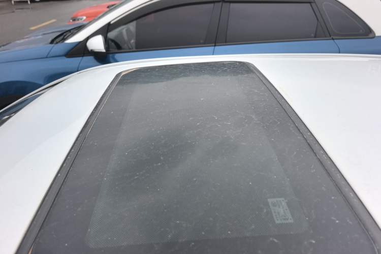 Used Geely Auto Diamond 2016 1.5L Manual Elite Edition Roof