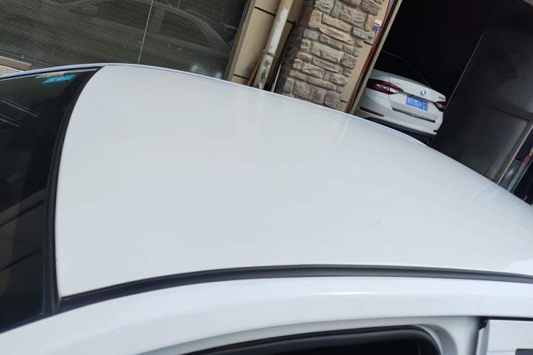 Used Geely Auto Diamond 2016 1.5L Manual Elite Edition Roof
