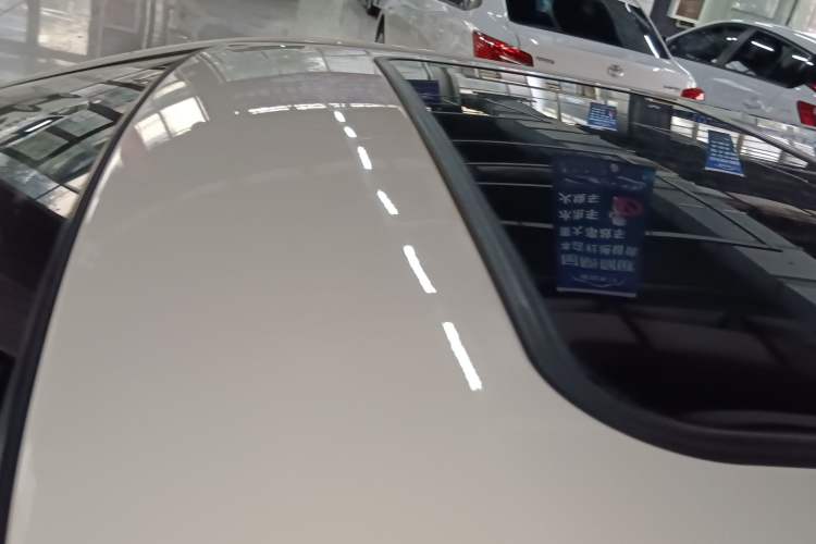 Used Geely Auto Diamond 2016 1.5L Manual Elite Version China IV Standard Roof