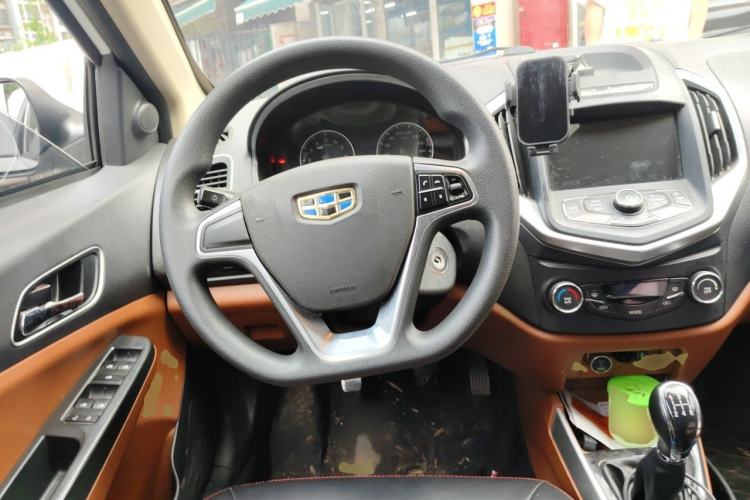 Used Geely Auto Diamond 2016 1.5L Manual Elite Edition Steering Wheel