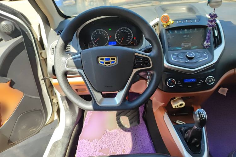 Used Geely Auto Diamond 2016 1.5L Manual Elite Version China IV Standard Steering Wheel