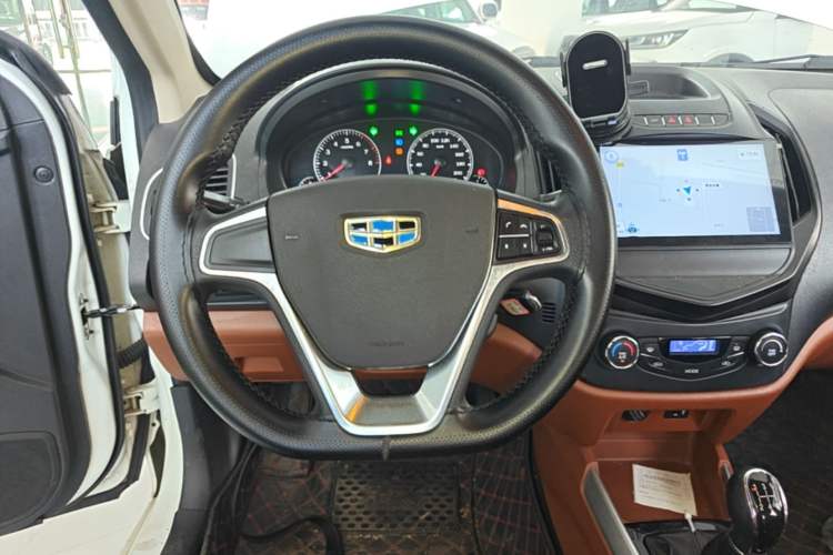 Used Geely Auto Diamond 2016 1.5L Manual Elite Edition Steering Wheel