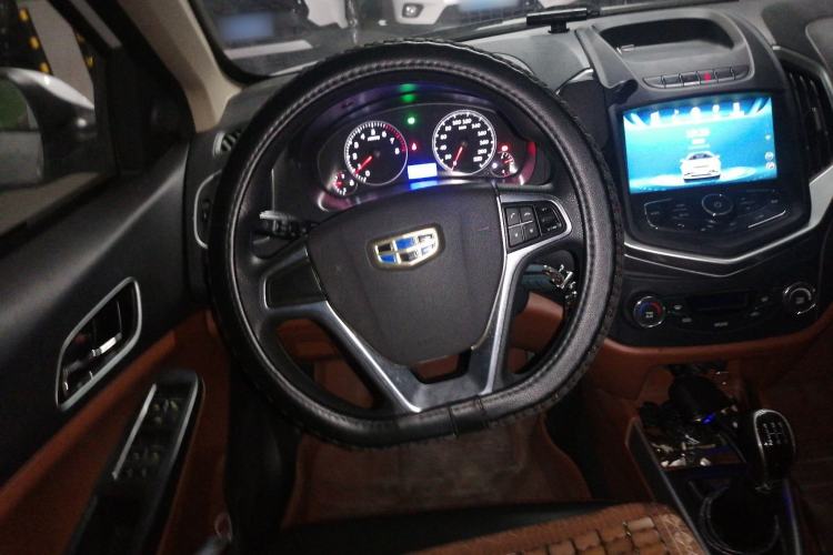 Used Geely Auto Diamond 2016 1.5L Manual Elite Edition Steering Wheel
