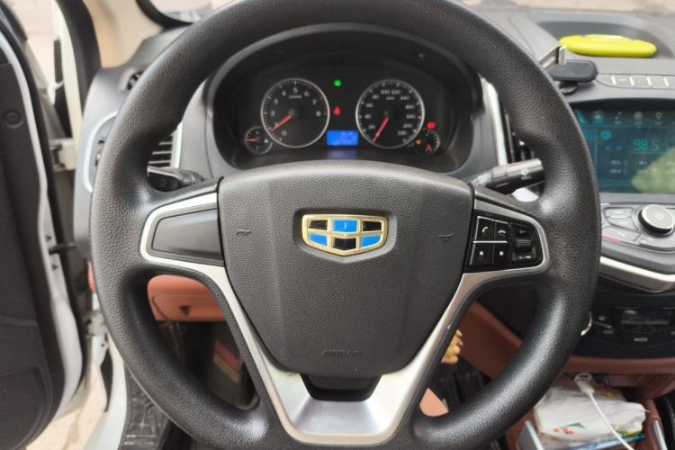 Used Geely Auto Diamond 2016 1.5L Manual Entry-Level Model China IV Standard Steering Wheel