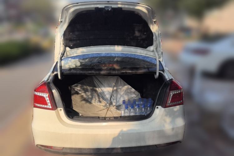 Used Geely Auto Diamond 2016 1.5L Manual Entry-Level Trim Trunk