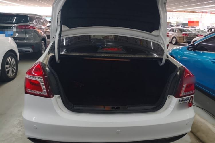 Used Geely Auto Diamond 2016 1.5L Manual Elite Edition Trunk
