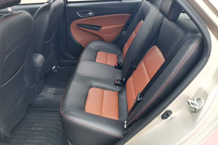 Used Geely Auto Diamond 2016 1.5L Manual Elite Edition Left Rear Seat