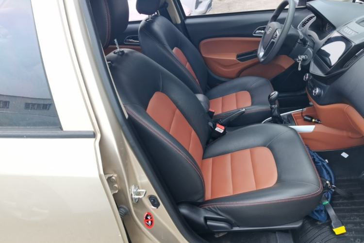 Used Geely Auto Diamond 2016 1.5L Manual Elite Edition Right Front Seat