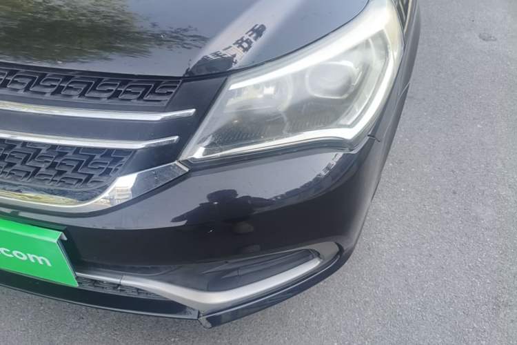 Used Geely Auto Diamond 2017 1.5L Manual Value-Added Model Left Front Headlight