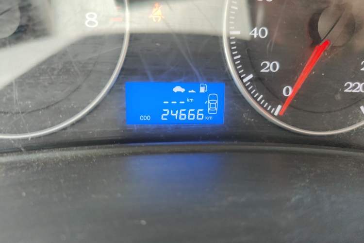 Used Geely Auto Diamond 2017 1.5L Manual Value-Added Model Odometer Close Up